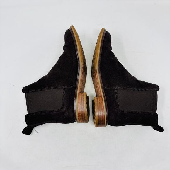 Clarks Clarkdale Arlo Chelsea Low Heel Ankle Boot Brown Suede Size 5.5M - Picture 9 of 11